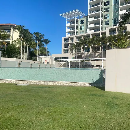 Pelican Waters Resort One Bedroom Apartment Exterior photo