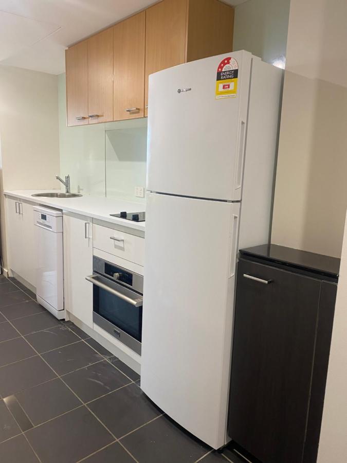 One Bedroom * Pelican Waters